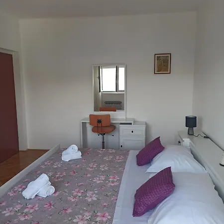 Tea-1 Apartment Donji Okrug (Ciovo)