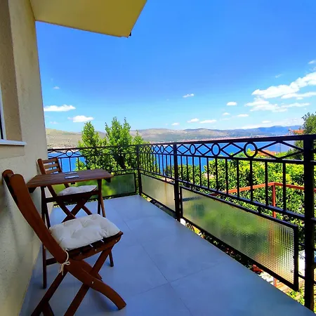 Tea-1 דירה Donji Okrug (Ciovo)